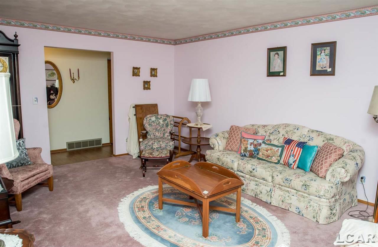 1205 Auborne Road Adrian, MI 49221 - Photo 6 of 36