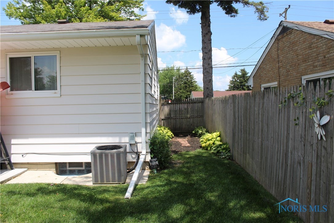 2802 Seaman Road Oregon, OH 43616 - Photo 25 of 26 Gallery Image 25