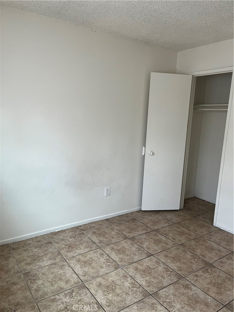 2035 Reedy Avenue Highland, CA 92346 - Photo 9 of 11