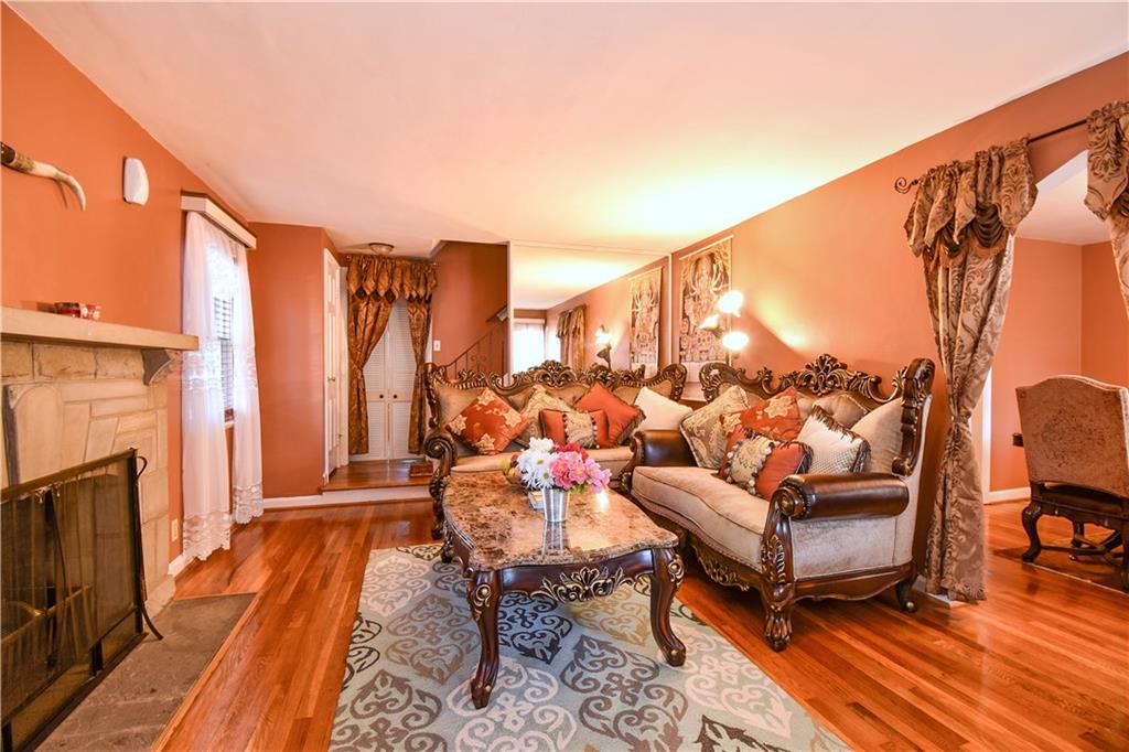 1150 Prospect Road Pittsburgh, PA 15227 - Photo 3 of 22 Gallery Image 3