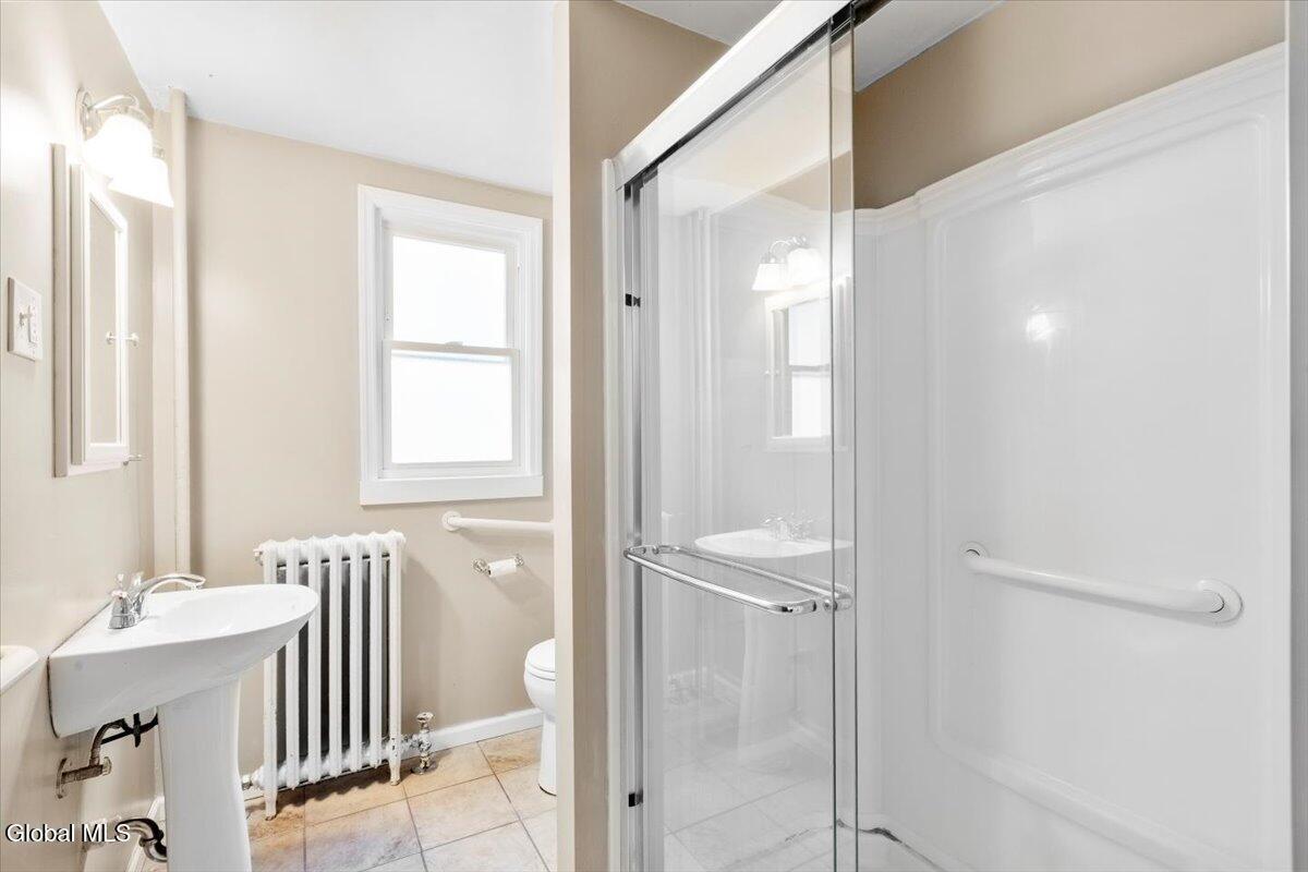 4 Edison Avenue, Unit 1 Albany, NY 12208 - Photo 21 of 24 32-MW2_7618