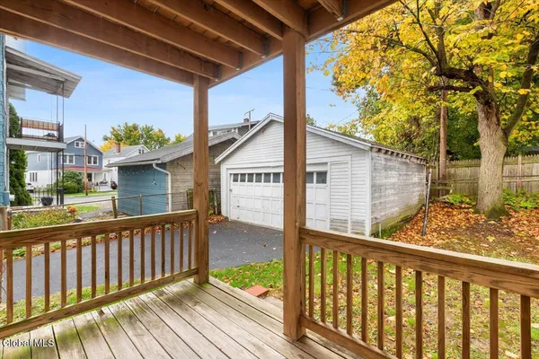 $1,900 | 4 Edison Avenue, Unit 1, Albany, NY 12208