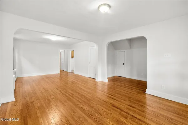$1,900 | 4 Edison Avenue, Unit 1, Albany, NY 12208
