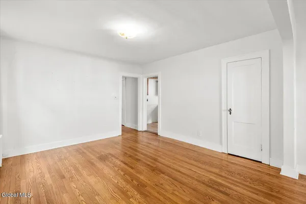 $1,900 | 4 Edison Avenue, Unit 1, Albany, NY 12208