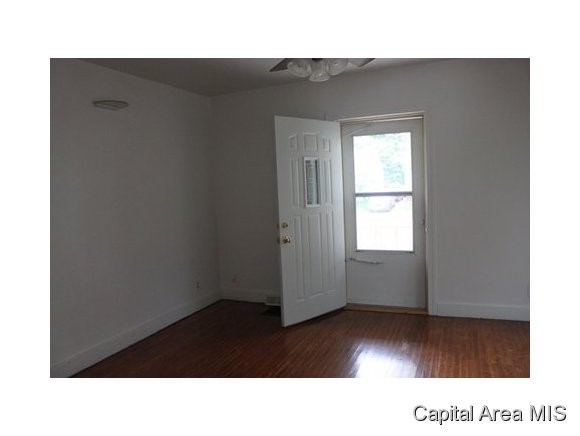 2641 Yale Boulevard Springfield, IL 62703 - Photo 5 of 9 Gallery Image 5