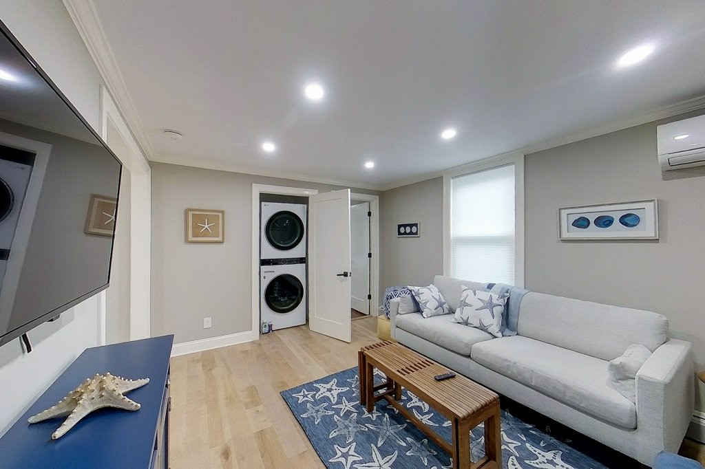 30 Prospect Hill Street, Unit 2 Newport, RI 02840 - Photo 15 of 27