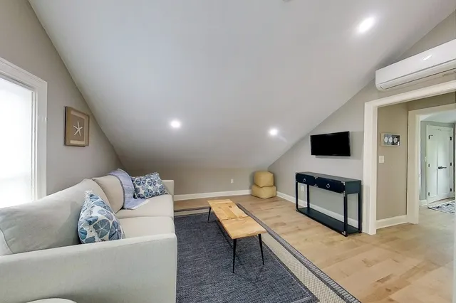 $12,000 | 30 Prospect Hill Street, Unit 2, Newport, RI 02840