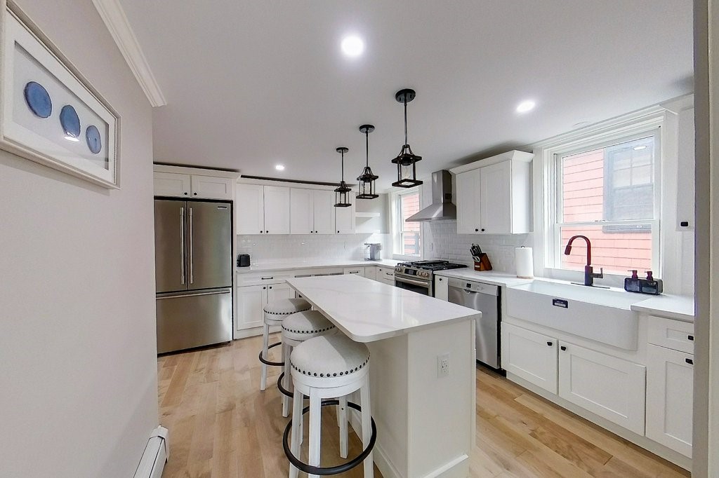 30 Prospect Hill Street, Unit 2 Newport, RI 02840 - Photo 3 of 27