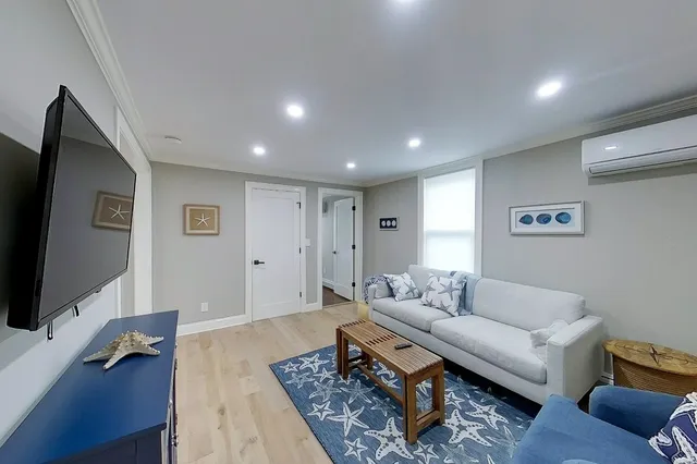 $12,000 | 30 Prospect Hill Street, Unit 2, Newport, RI 02840