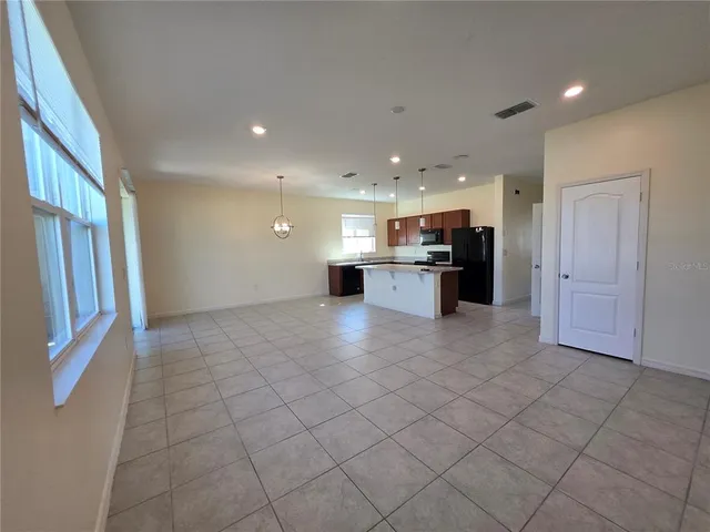 $2,000 | 3205 Casa Del Rey Avenue, Kissimmee, FL 34746