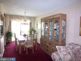 19 Overton Road Hamilton Square, NJ 08690 - Photo 3 of 6