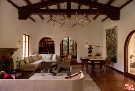 $8,995,000 | Undisclosed Address, Los Angeles, CA 90004