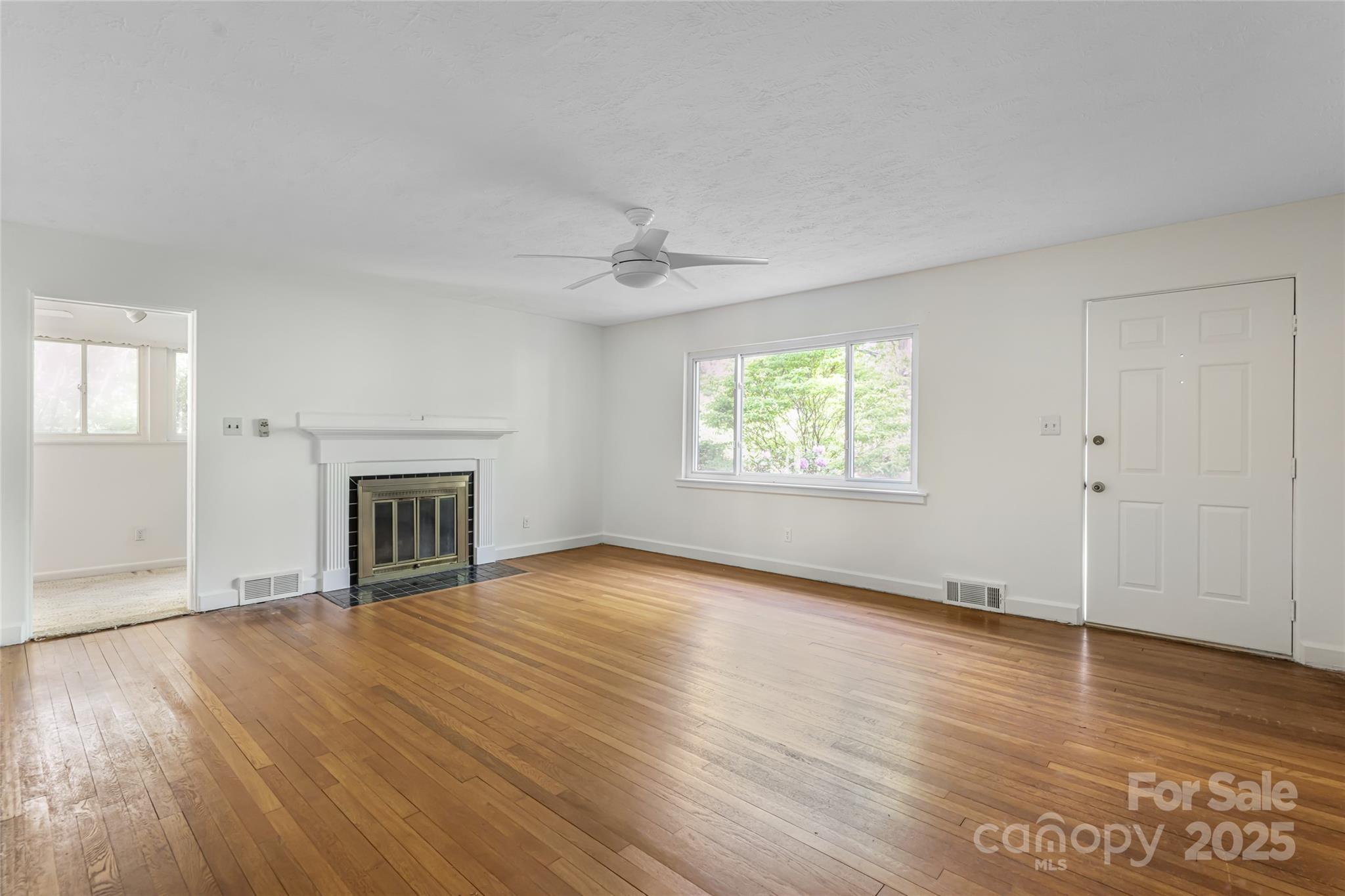 95 Beverly Road Asheville, NC 28805 - Photo 20 of 37 Gallery Image 20