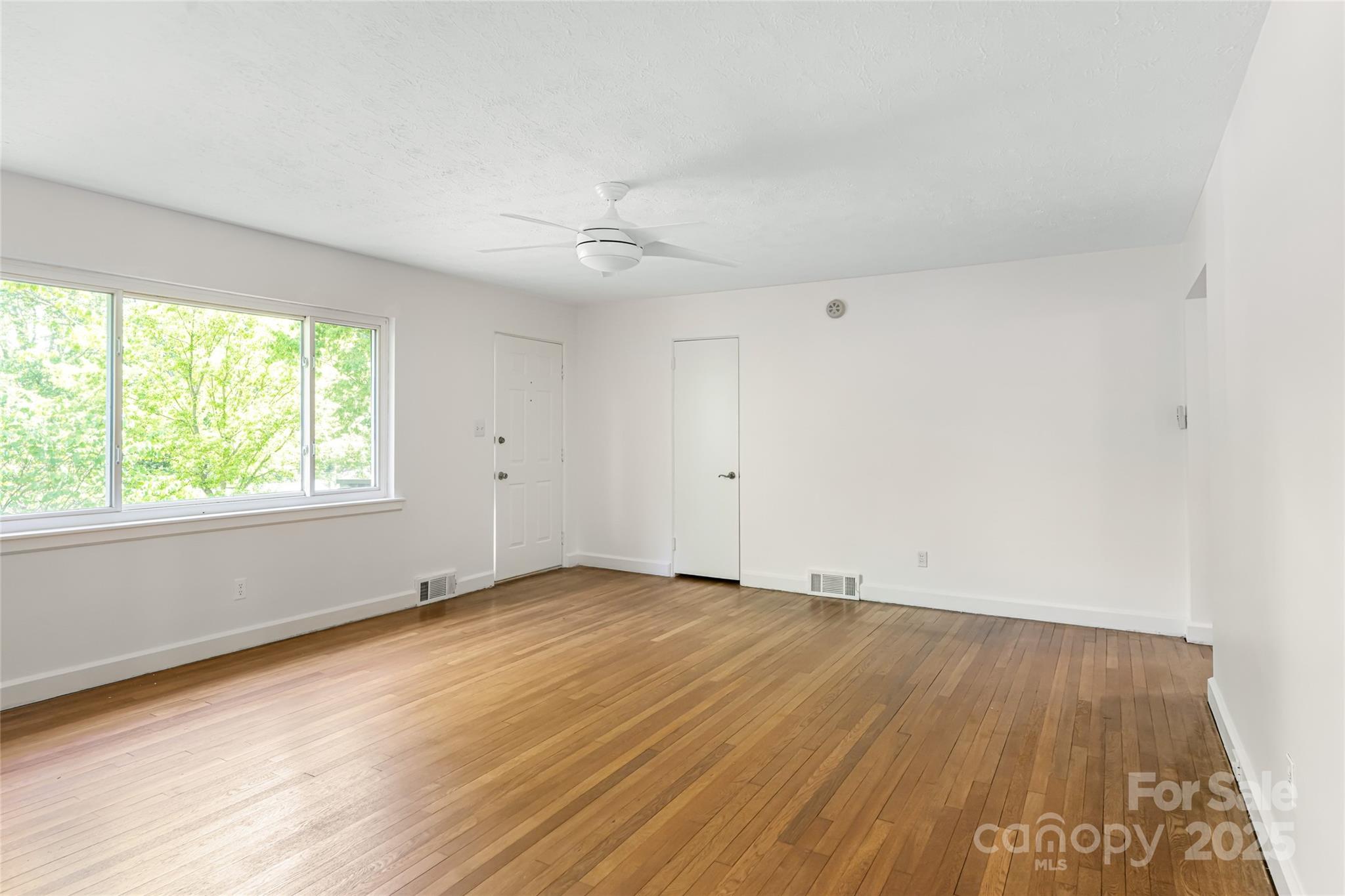 95 Beverly Road Asheville, NC 28805 - Photo 28 of 37 Gallery Image 28