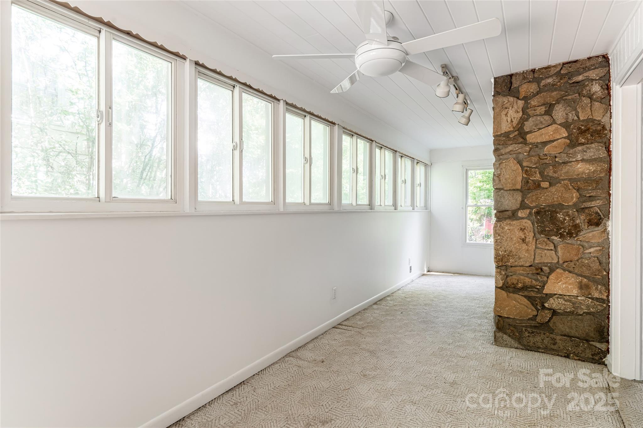 95 Beverly Road Asheville, NC 28805 - Photo 32 of 37 Gallery Image 32