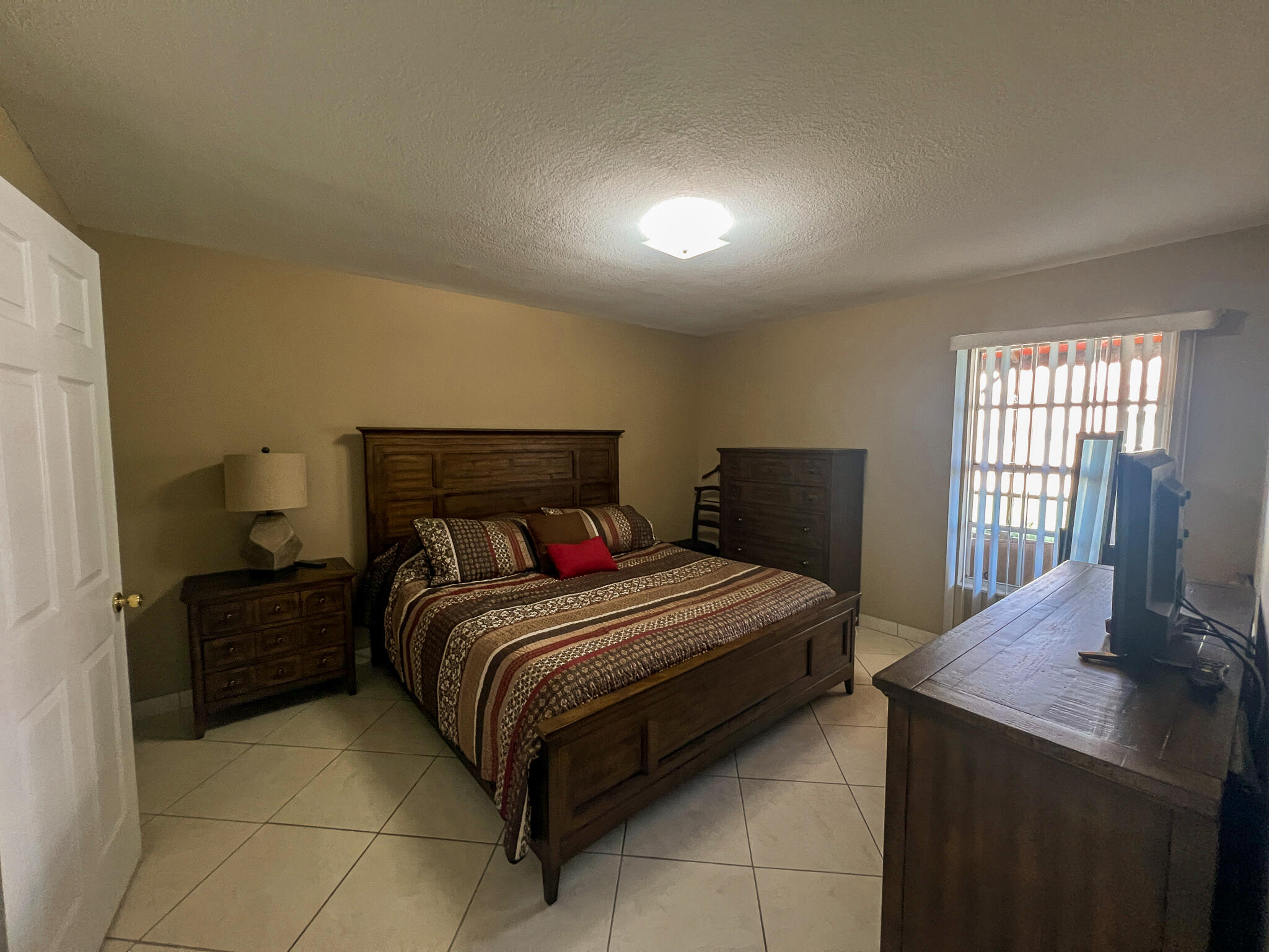 9111 Tracy Court, Unit 6 Boca Raton, FL 33496 - Photo 13 of 20 IMG_2375