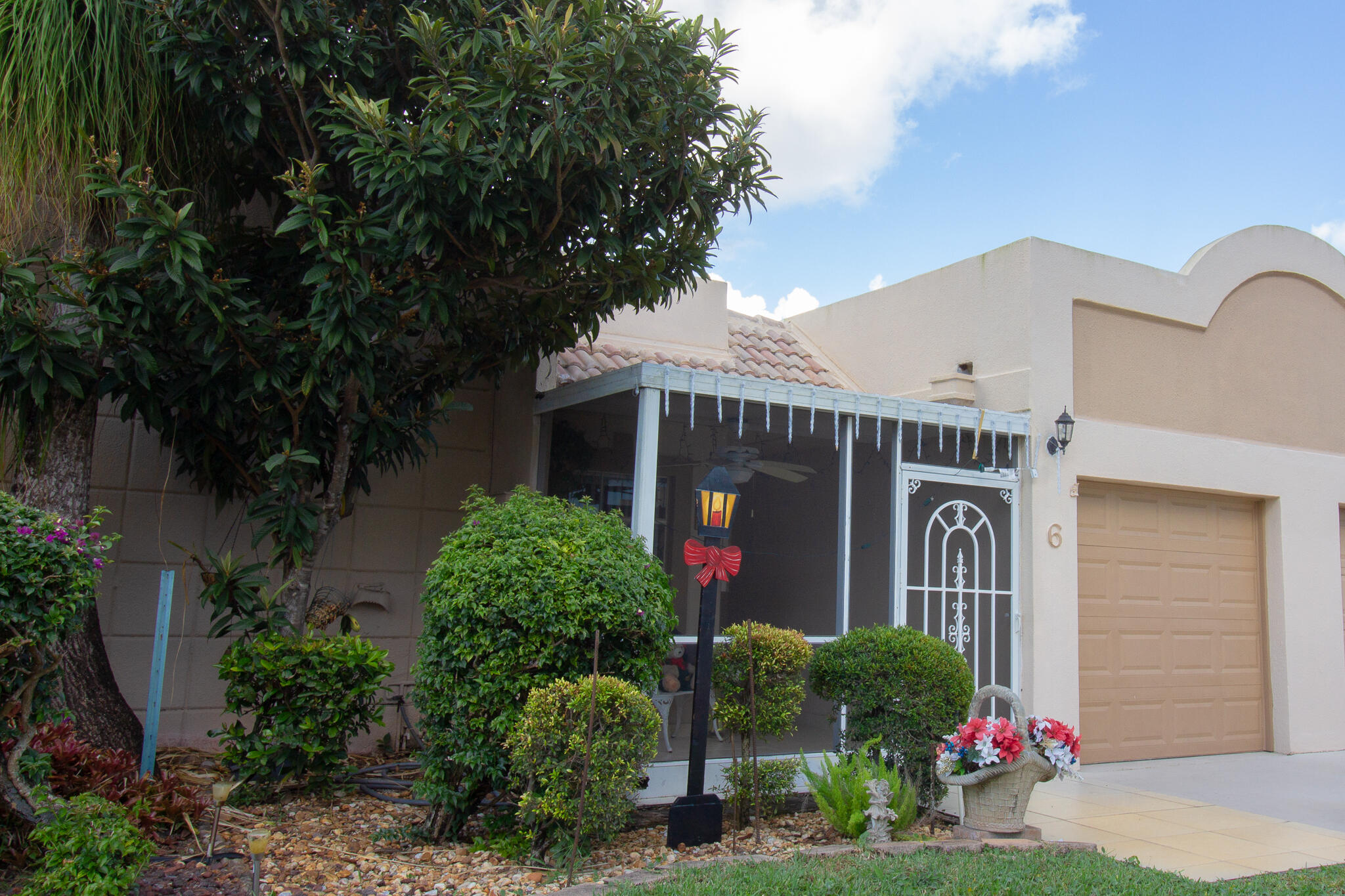 9111 Tracy Court, Unit 6 Boca Raton, FL 33496 - Photo 2 of 20 IMG_7832