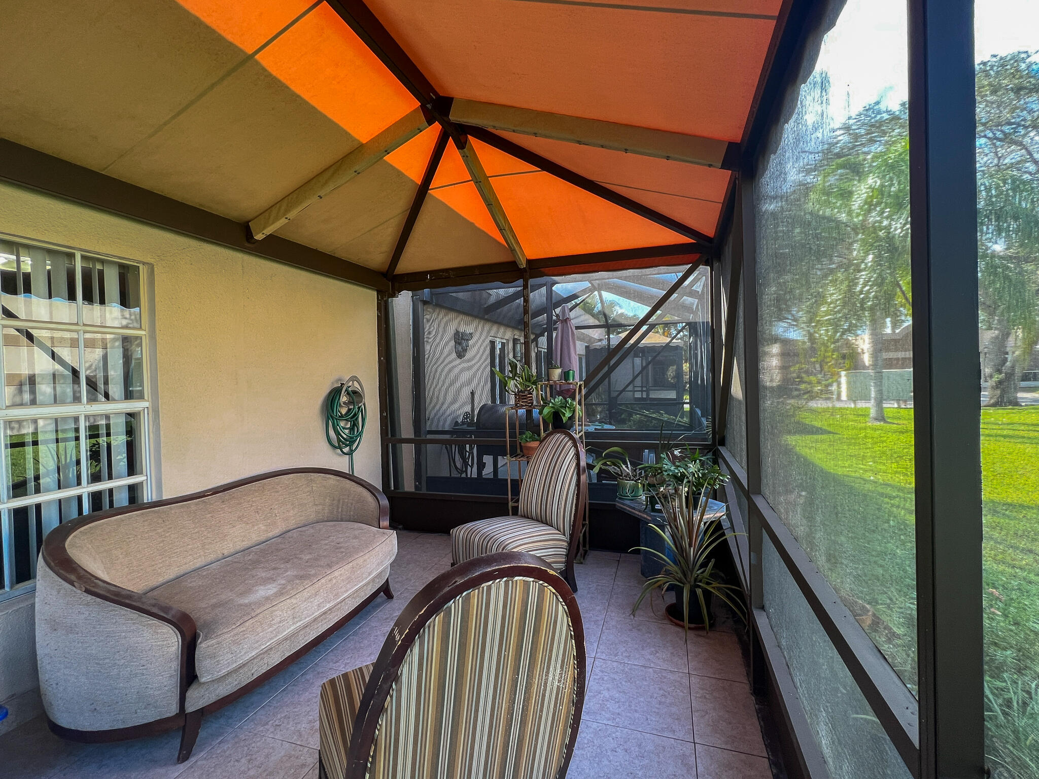 9111 Tracy Court, Unit 6 Boca Raton, FL 33496 - Photo 4 of 20 IMG_2366