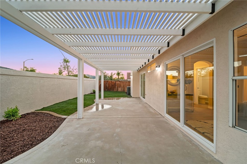 31577 Via Santa Ines Temecula, CA 92592 - Photo 40 of 49 a view of a porch