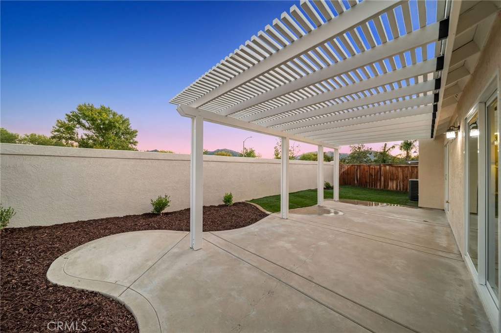 31577 Via Santa Ines Temecula, CA 92592 - Photo 42 of 49 a view of small space