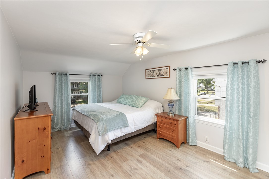 392 Wimbledon Road Irondequoit, NY 14617 - Photo 17 of 38