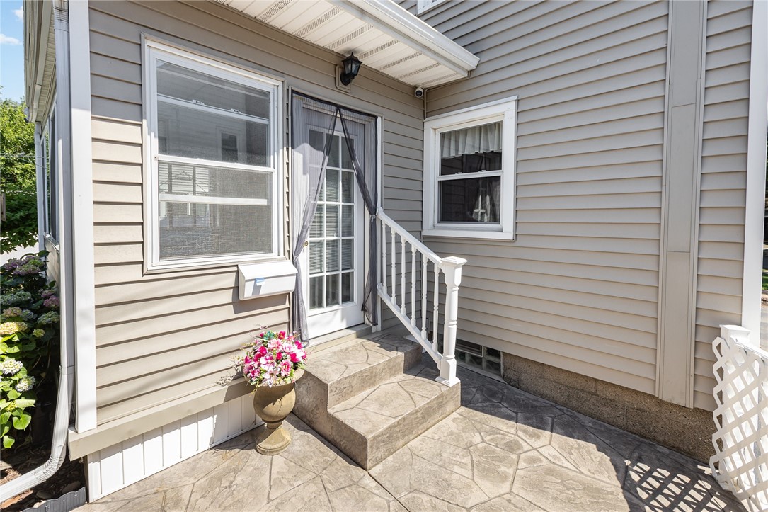 392 Wimbledon Road Irondequoit, NY 14617 - Photo 28 of 38