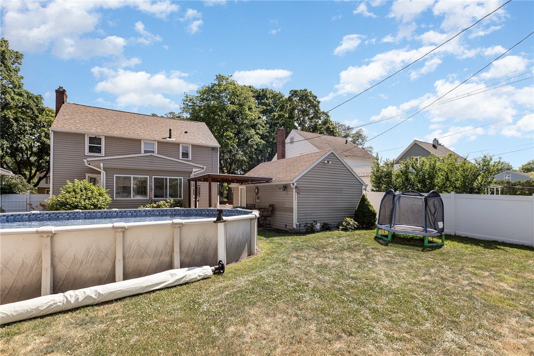 392 Wimbledon Road Irondequoit, NY 14617 - Photo 33 of 38