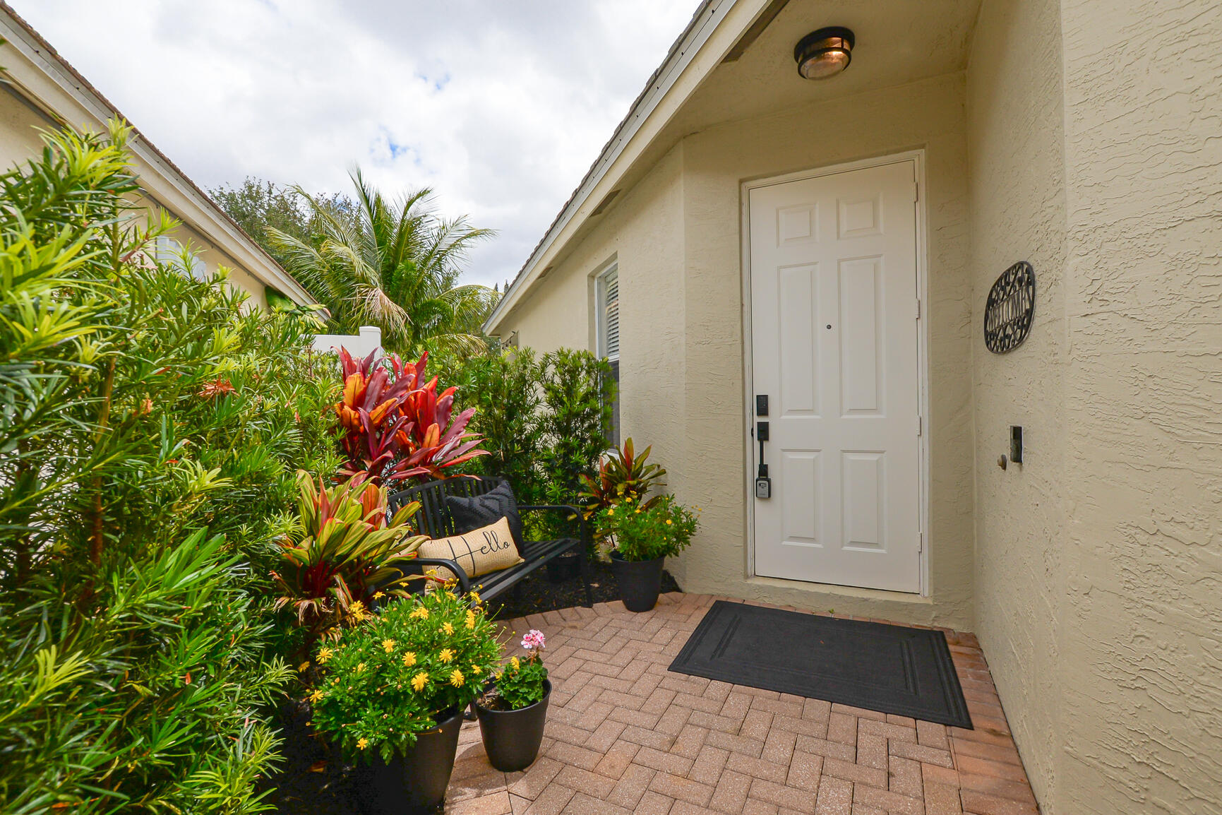 317 Southwest Coconut Key Way Port St. Lucie, FL 34986 - Photo 4 of 48 LR (5)