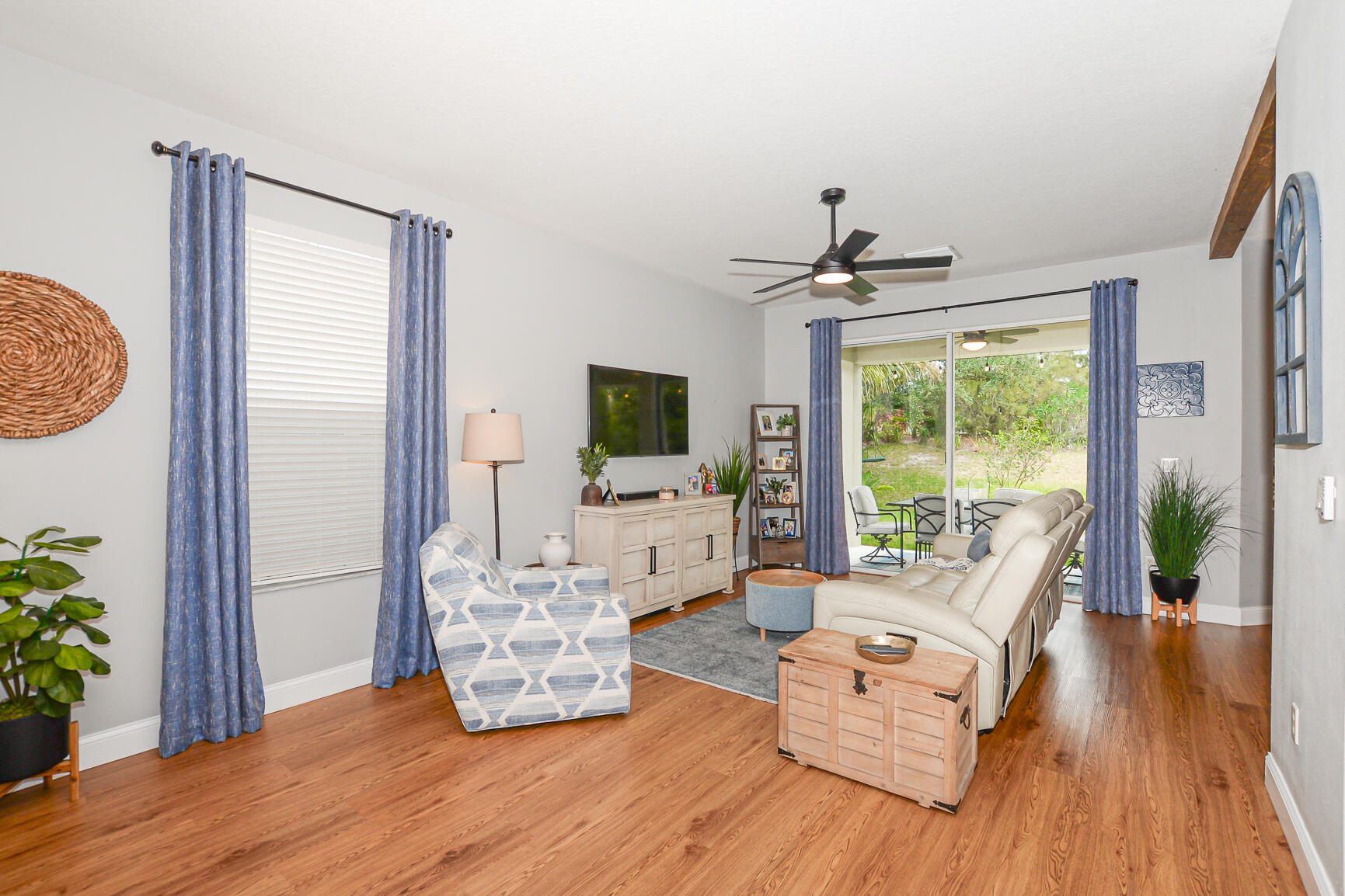 317 Southwest Coconut Key Way Port St. Lucie, FL 34986 - Photo 8 of 48 LR (17)