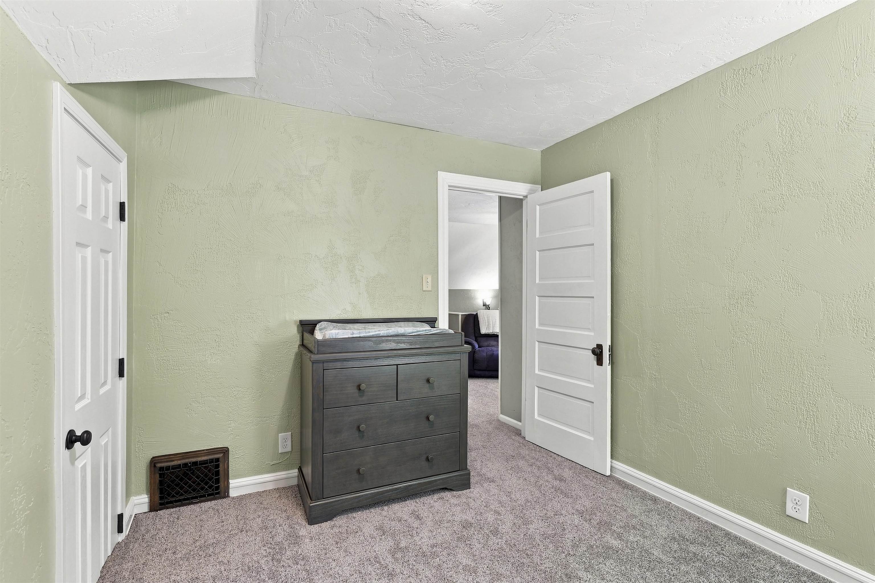 1217 North State Street Appleton, WI 54911 - Photo 15 of 26 Gallery Image 15