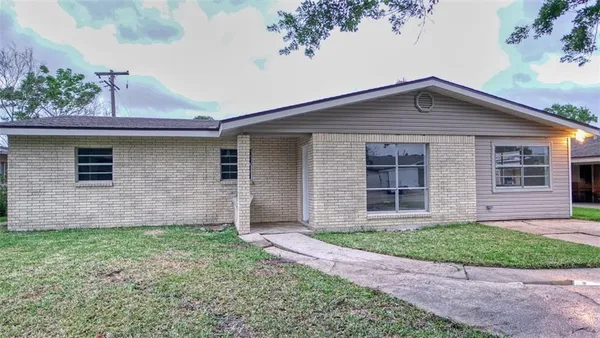 $154,500 | 912 McDermott Drive, Morgan City, LA 70380
