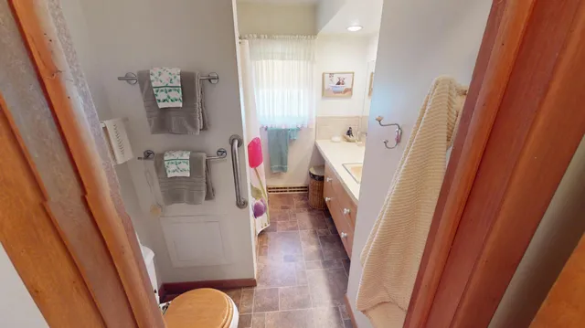 $135,000 | 403 North Lake Street, Lake Mills, IA 50450