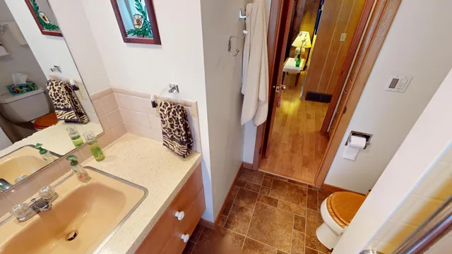 $135,000 | 403 North Lake Street, Lake Mills, IA 50450