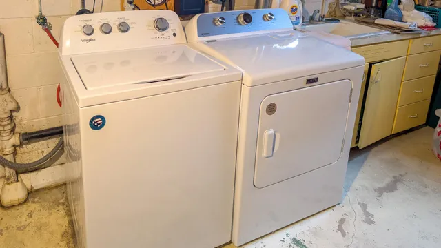 $135,000 | 403 North Lake Street, Lake Mills, IA 50450