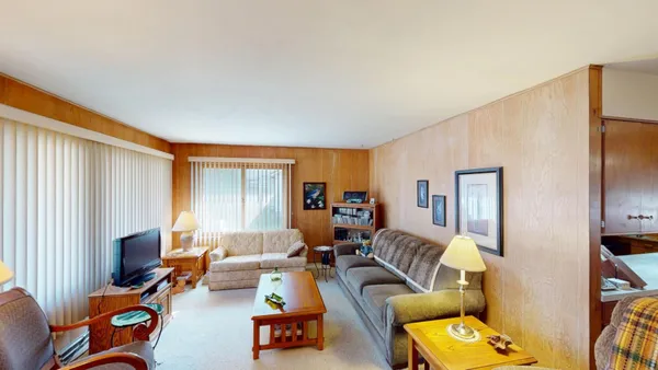 $125,000 | 403 North Lake Street, Lake Mills, IA 50450