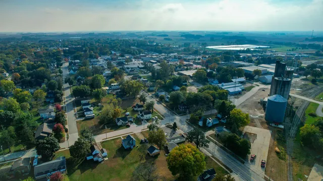 $135,000 | 403 North Lake Street, Lake Mills, IA 50450