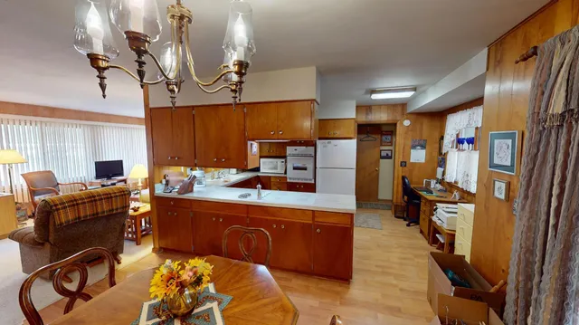 $135,000 | 403 North Lake Street, Lake Mills, IA 50450