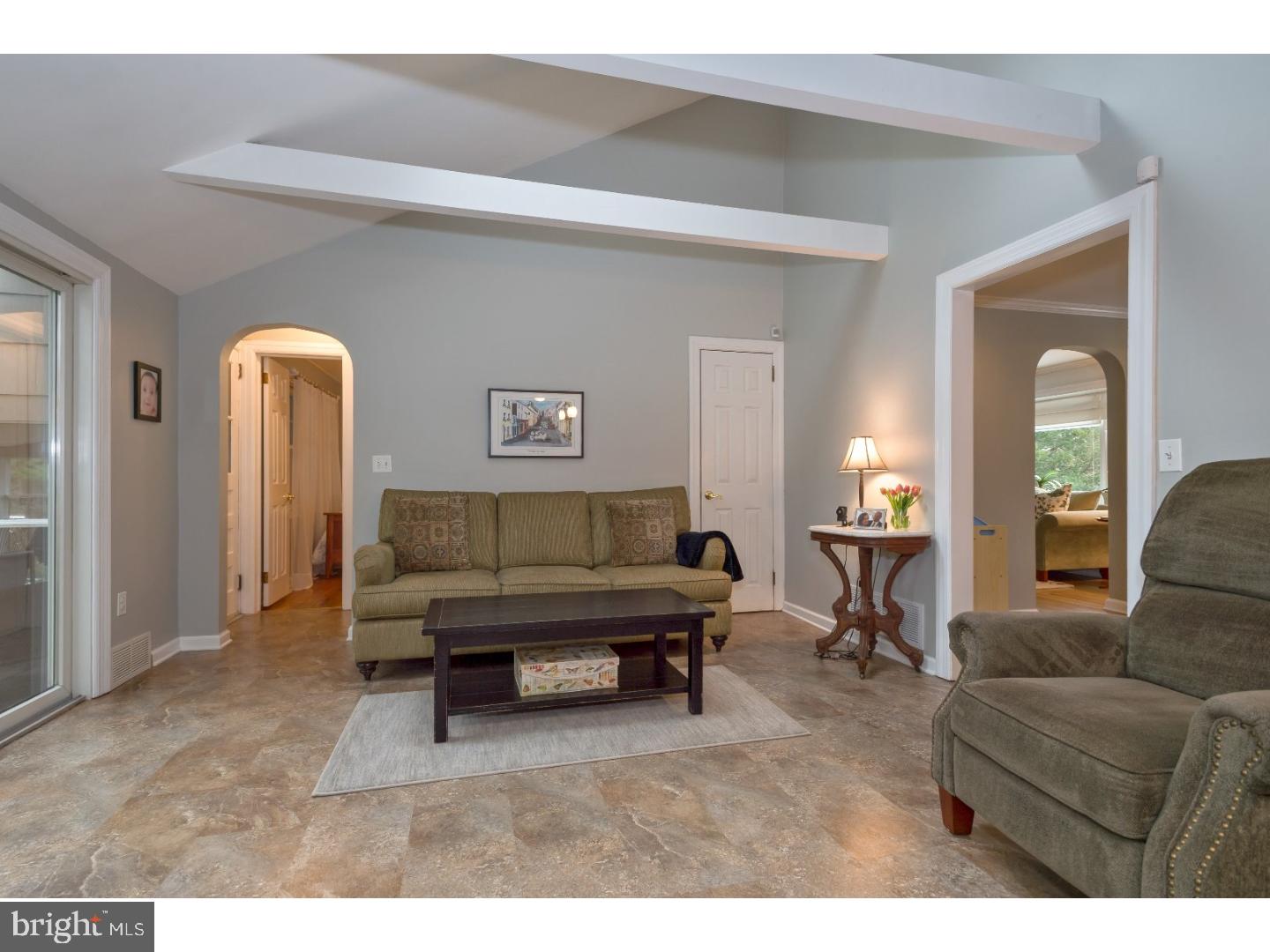 286 Clarksville Road Princeton Junction, NJ 08550 - Photo 7 of 18 Family Room