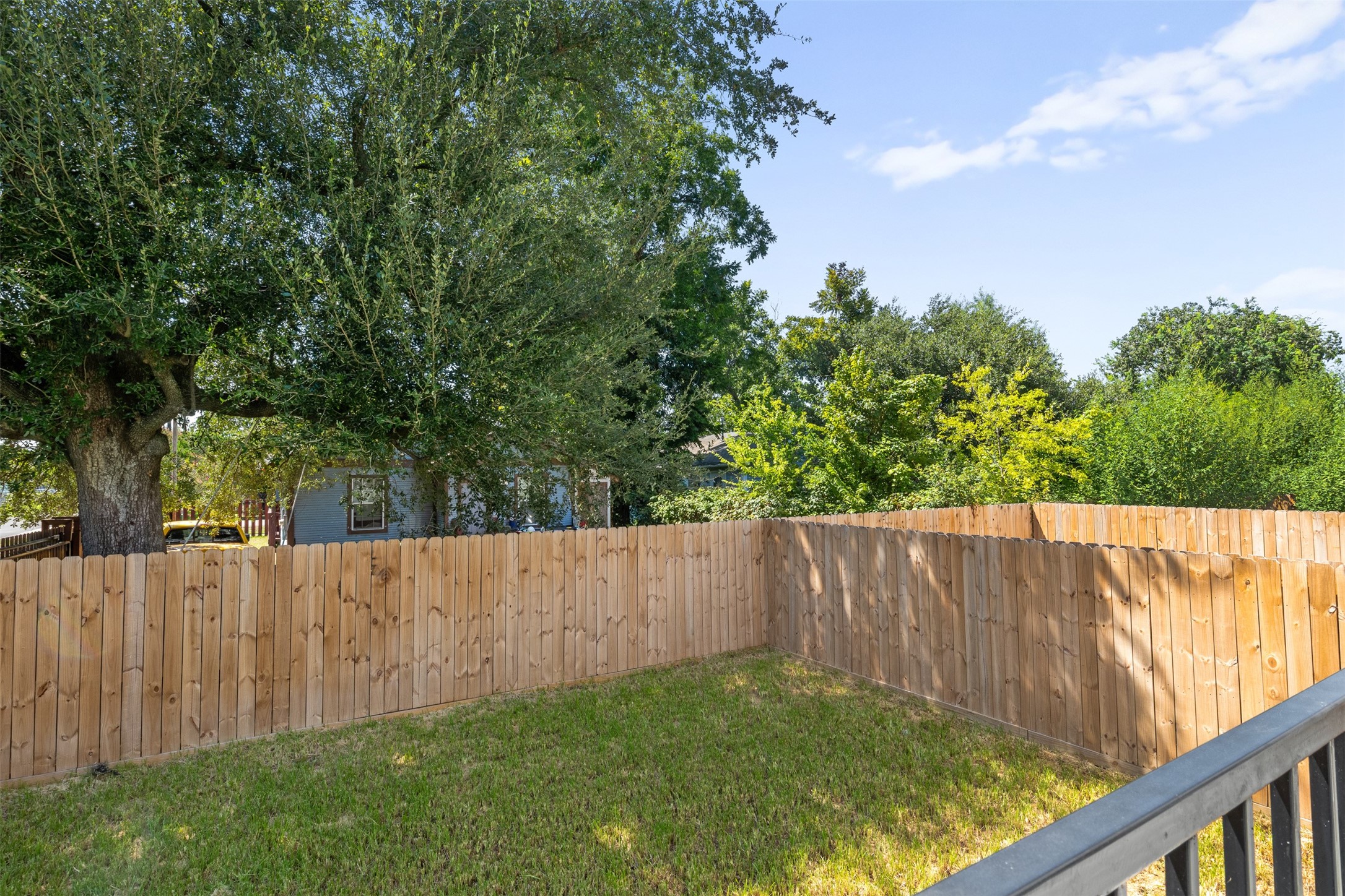 2303 Staples Street Houston, TX 77026 - Photo 29 of 33 Backyard