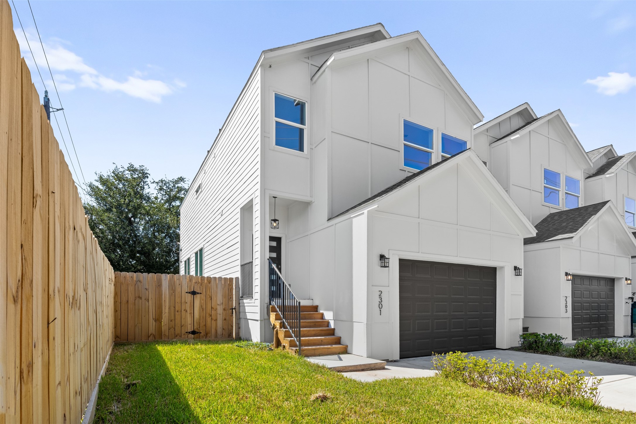 2303 Staples Street Houston, TX 77026 - Photo 3 of 33 2303 Staples Street