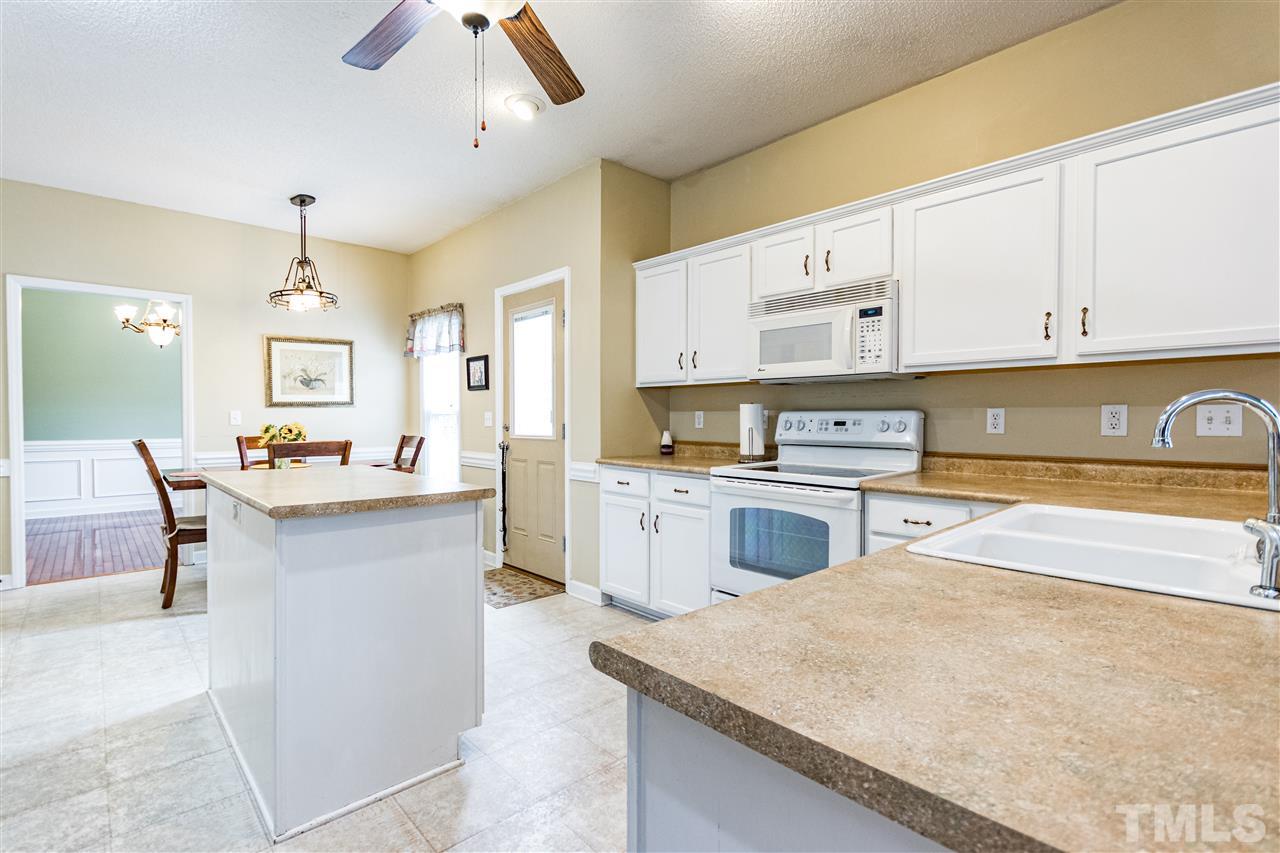 5419 Staysail Court Raleigh, NC 27613 - Photo 12 of 24