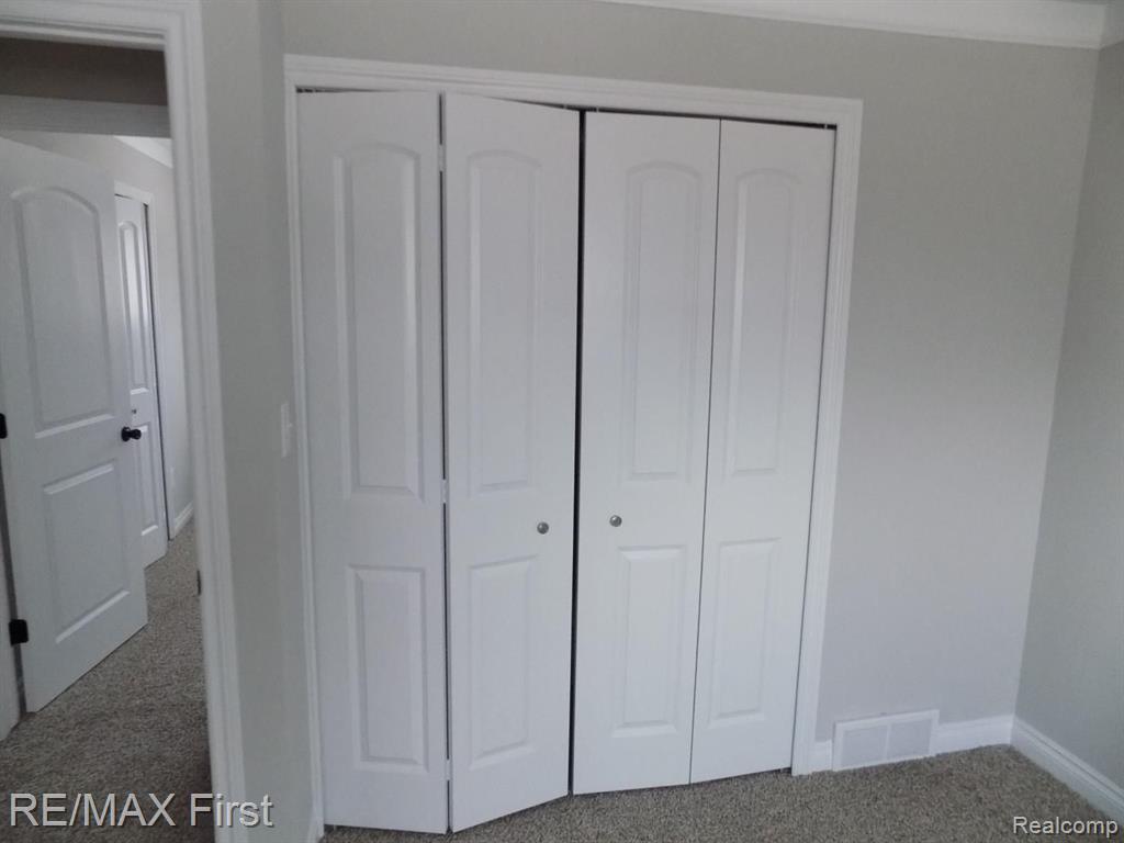 47896 Forbes Street Chesterfield, MI 48047 - Photo 17 of 24