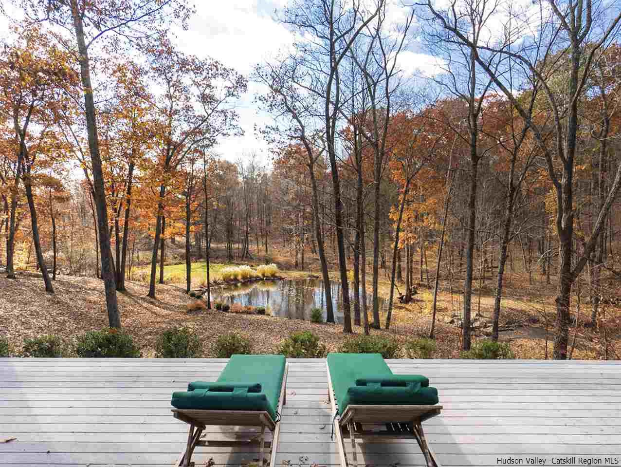 118 Sparkling Ridge Road New Paltz, NY 12561 - Photo 4 of 35 a garden view with a seating space