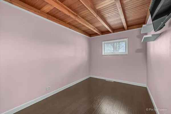 $344,900 | 1100 West Highland Avenue, Elgin, IL 60123