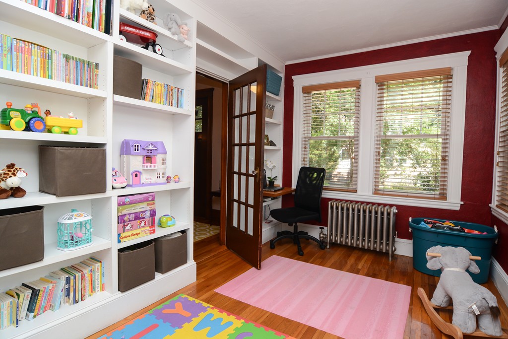 5 Lodge Road Belmont, MA 02478 - Photo 8 of 21 Gallery Image 8