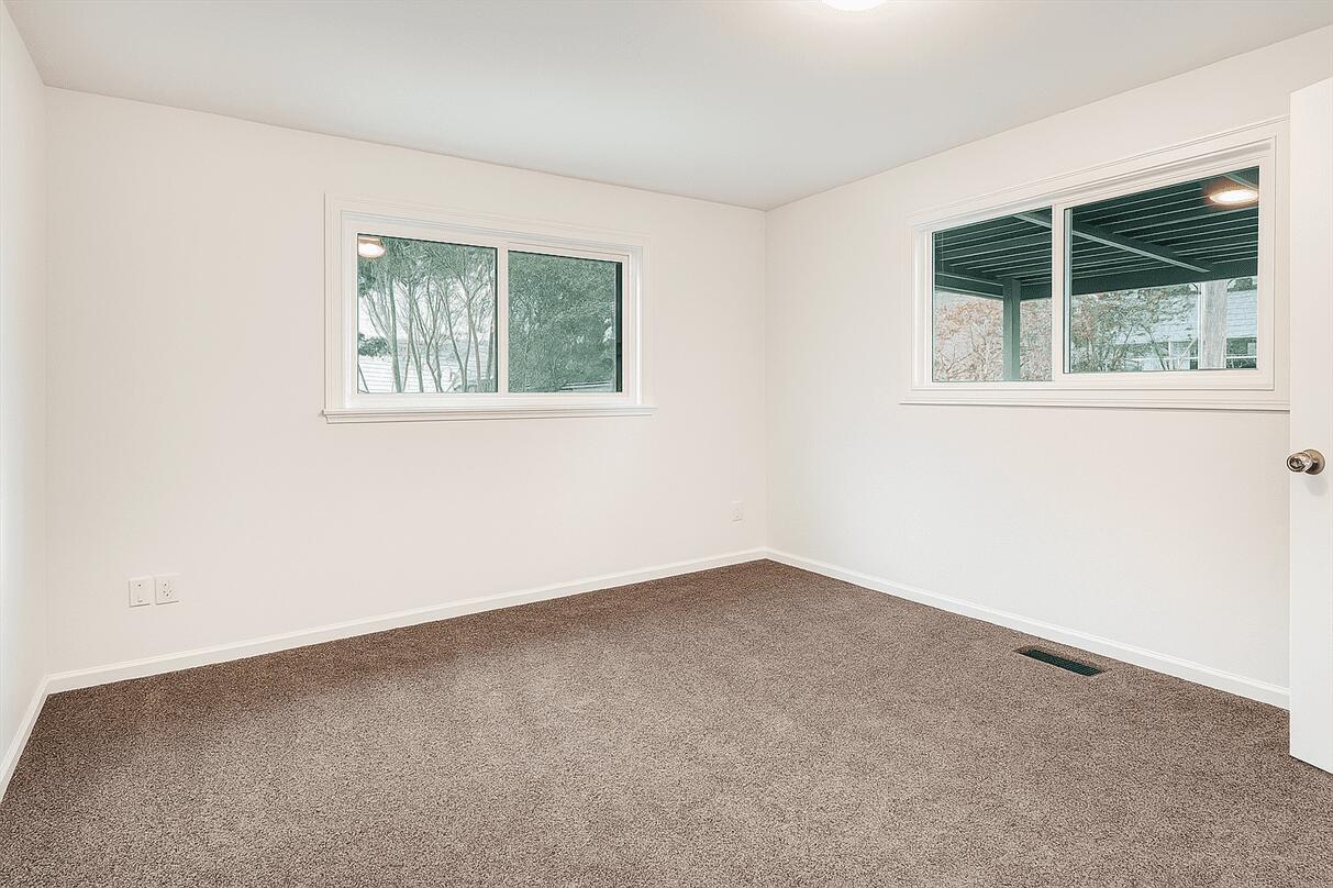 31195 Merriman Place Romulus, MI 48174 - Photo 7 of 23 7