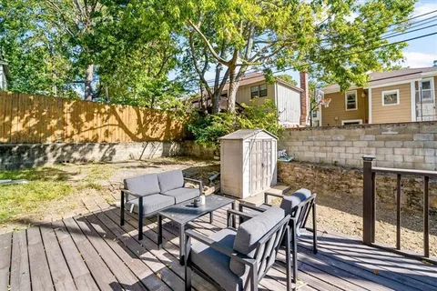 $300,000 | 4621 Genessee Street, Kansas City, MO 64112