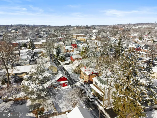 an aerial view of multiple house