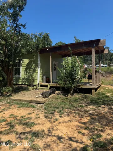 $91,000 | 853 Lakeside Drive, Walnut, MS 38683