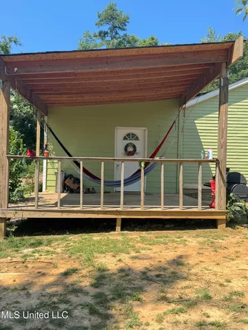 $90,999 | 853 Lakeside Drive, Walnut, MS 38683